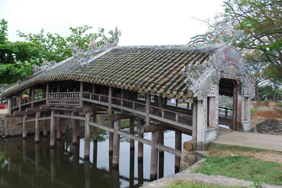 Die Japanische Bruecke bei Hue'
