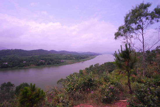 Blick ueber den Parfuemfluss