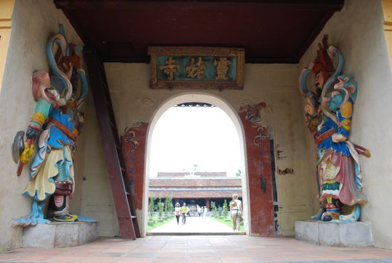 Eingang zur Thien Mu Pagode