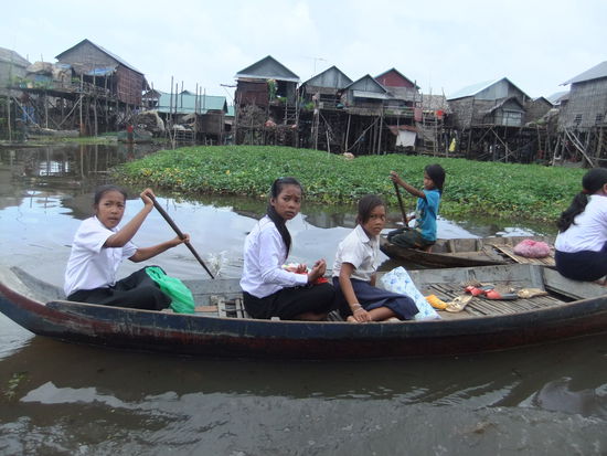 Auf dem Weg in die Schule