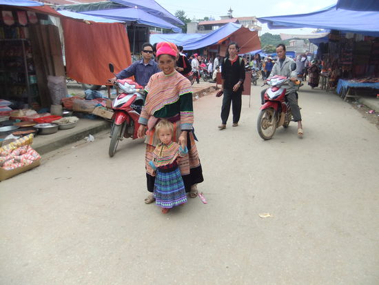 Kleines Raetsel:
Wer weiss, was hier "verkehrt" ist?
Eintraege im Gaestebuch sind ausdruecklich erwuenscht!