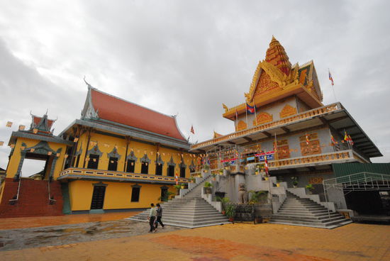 Wat Ounalom, hier liegt im Tempel ein Haar von der Augenbraue Buddhas
