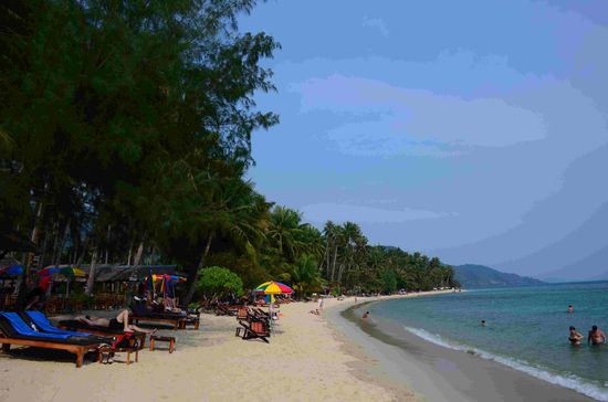 Ein Strand ganz im Süden der Insel gelegen. Wir haben uns fast jeden tag ein Moped ausgeliehen und die Insel erkundet. Hier findet sich alles, angefangen von Traumstränden, kleinen Fischerdörfern über Dschungel bis hin zu Wasserfällen.