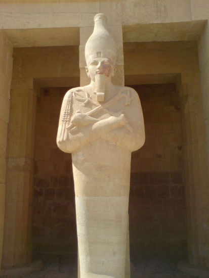 HATSCHEPSUT-TEMPEL - Statue