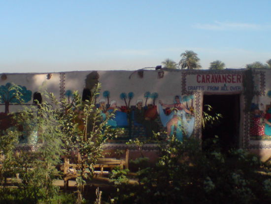 WESTBANK - Bemalte Hauswand