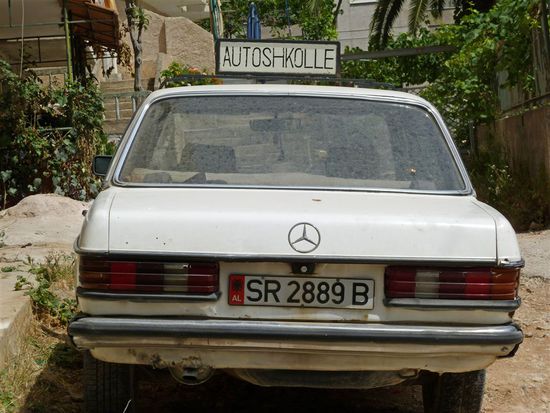 Albanische Fahrschule