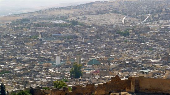 Einen schönen Blick über die Stadt hat man von den umliegenden Bergen.
