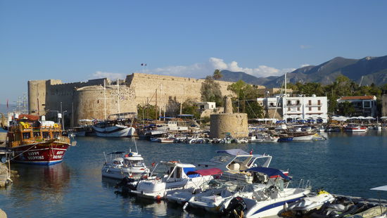 Der Hafen und die Burg