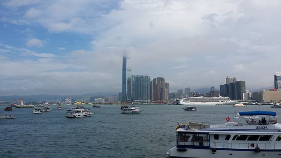 ... zum berühmten Victoria Harbour