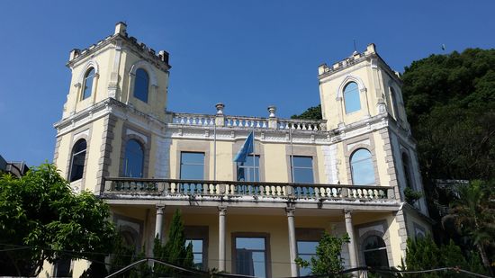 ....... das ist auch an vielen Bauwerken .....