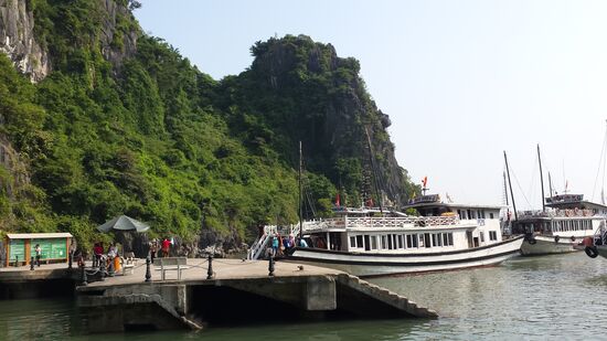 Die erste Anlegestelle. Von hier geht es zu ......