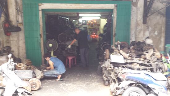 Und einfache Werkstätten