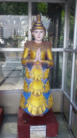 Für jede Himmelsrichtung gibt es auch einen extra Buddha