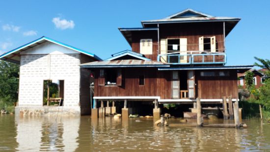 Man sagt hier lernen die Kinder schwimmen, bevor sie laufen können.