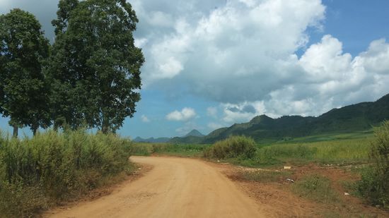 .....  kilometermäßig vielleicht, aber sicher nicht zeitlich ...
