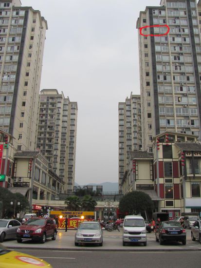 ... neue auf der anderen... und da wohne ich auch, rechts oben, 15. Stock