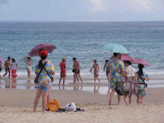 Reisegruppen erkennt man an der gleichen Kleidung