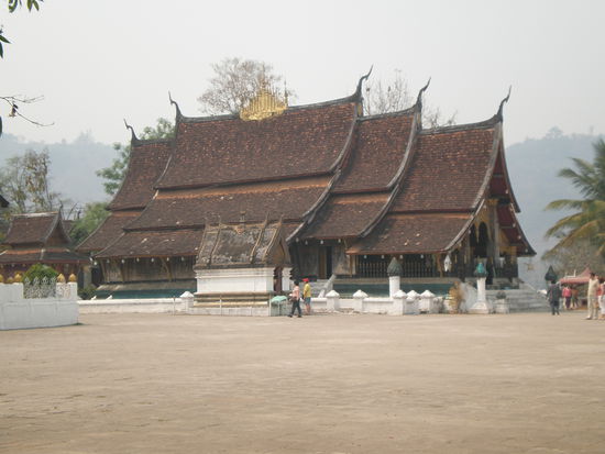 Imposante Tempeldaecher