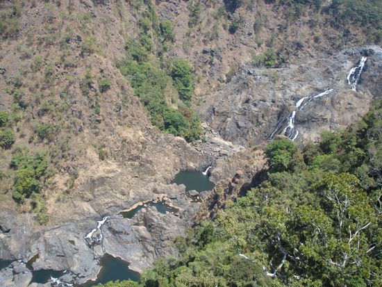 Barron Falls (in der trockenen Jahreszeit, es hat seit 3 Monaten nicht geregnet..)
