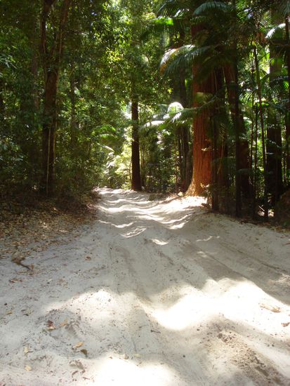 Sandpiste im Innern der Insel