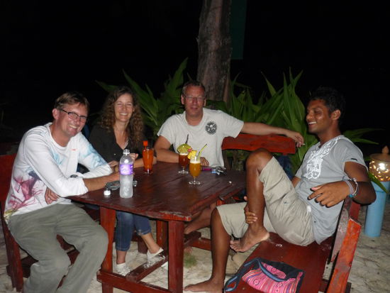 "Tauch- Chef" und mein Insel- Arzt Lothar, deutsches Taucher - Paerchen, Nishaq