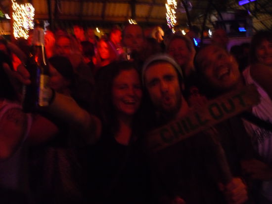 i love nengs face...on the right!