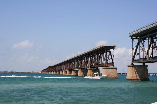 Alte Eisenbahnbrücke(hier noch bei Key West in der Nähe)