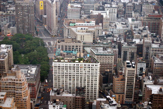 Das Flat Iron Building (oben)