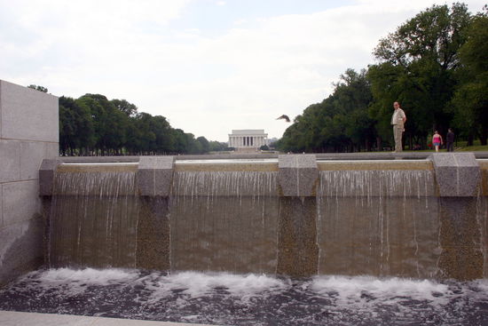 Bick durch den West Potomac Park auf das Lincoln Memorial