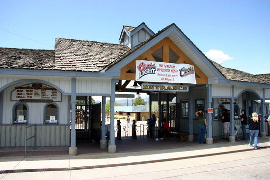 Der Eingang zum Park
http://www.royalgorgebridge.com/