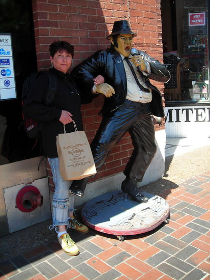 Claudi mit einem Blues Brother