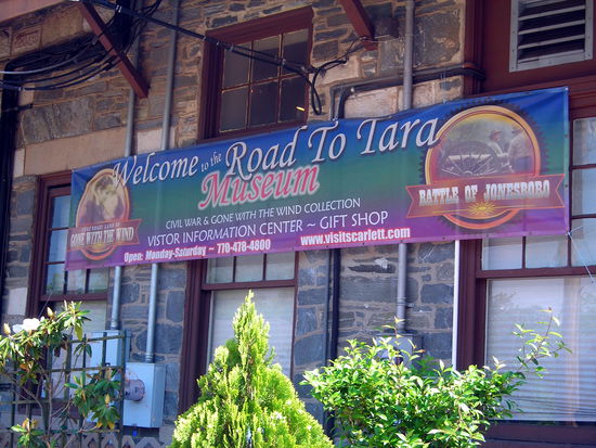 http://visitscarlett.com/roadtotaramuseum.html