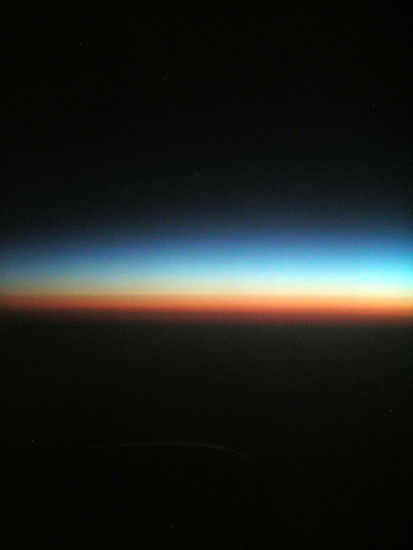 Über Europa bricht der Tag an