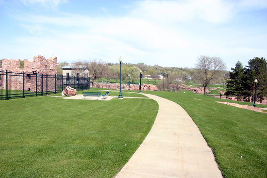 Am Eingang zum Falls Park