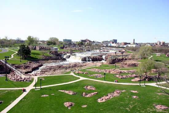 Blick vom Tower auf die Wasserfälle
