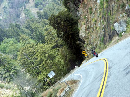 Der schlechteste Motorradfahrer den wir je gesehen haben - wir kamen aus dem Lachen nicht heraus.