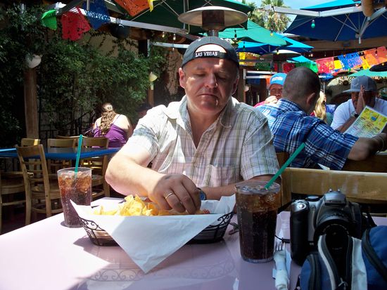 Einkehr beim Mexikaner (der Burrito brannte zwei mal)