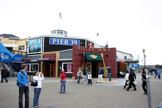 Ankunft am Hard Rock Cafe / Pier 39