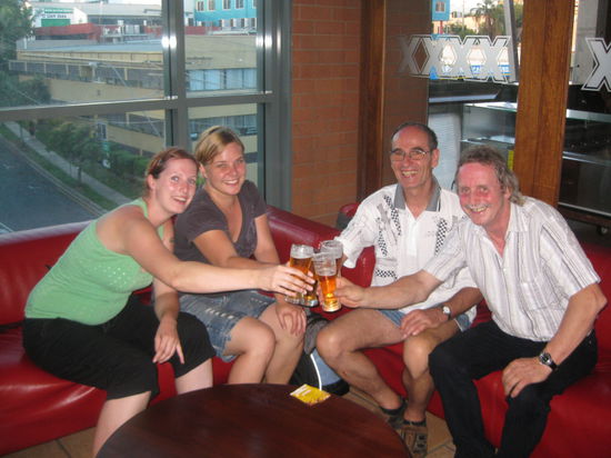 mit dem Besuch aus Deutschland gings zur XXXX Bier Tour mit anschliessender Verkostung