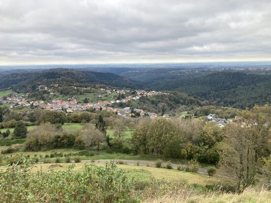 32 Rocher le Dabo - Blick von der Kapelle auf den Ort