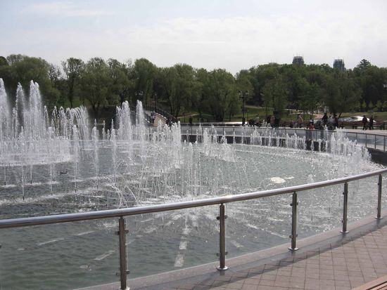 Bild 5  080509 Musikalischer Springbrunnen