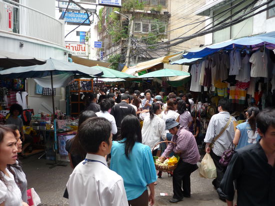 Der Eingang zum Markt...