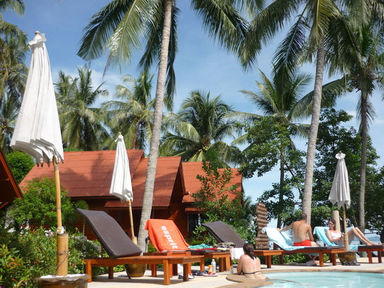 Jen geniesst ein Lesebad...