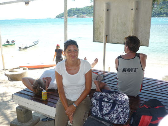 Am "Hafen": Wir warten auf das Schiff!