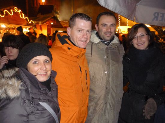 Auf dem Weihnachtsmarkt in Berlin - hier haben wir beschlossen gemeinsam Thailand unsicher zu machen 