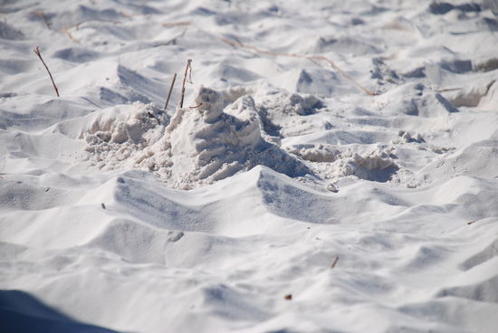 So weiß wie Schnee ist der feine Sand! Erkennt man meinen kleinen Schneemann? 