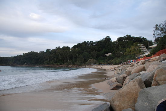 Strand von Noosa, sieht doch trotz des miesen Wetters toll aus!