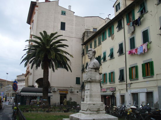 Kreuz und quer durch Livorno