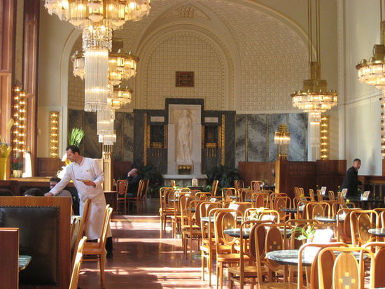Blick ins Luxus - Café