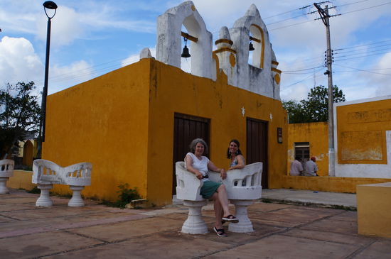 Mamita und siljita in Izamal
